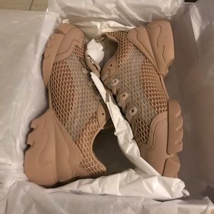 Brand New Authentic Christian Dior SNEAKER